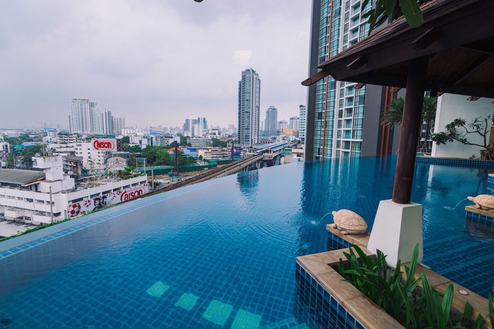 Estopolis-review-condo-Sky-Walk-รีวิวคอนโด-สกายวอล์ค-พระโขนง